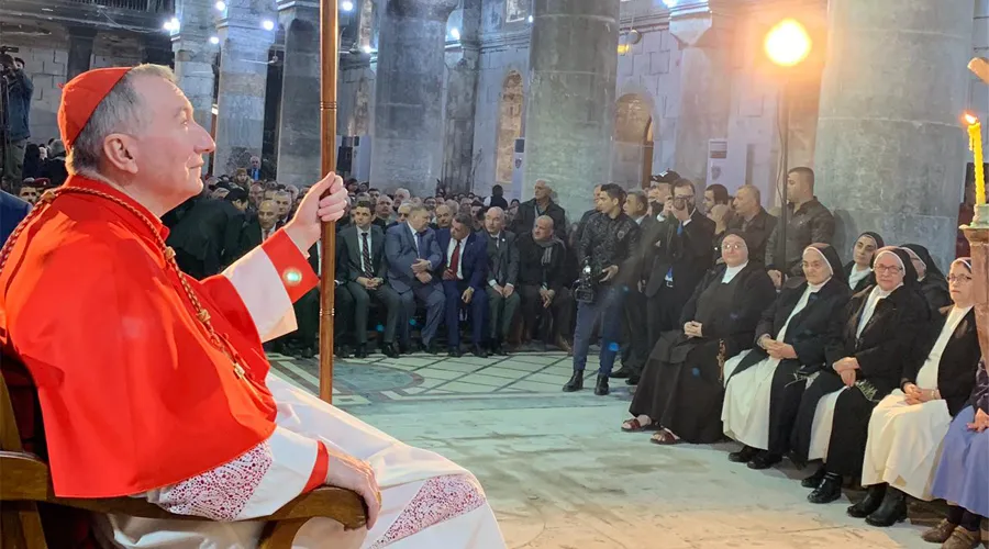 El Cardenal Pietro Parolin en Qaraqosh, Irak. Foto: Vatican Media