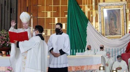 Cardenal celebra la “Misa de las Rosas” a 125 años de coronación de la Virgen de Guadalupe