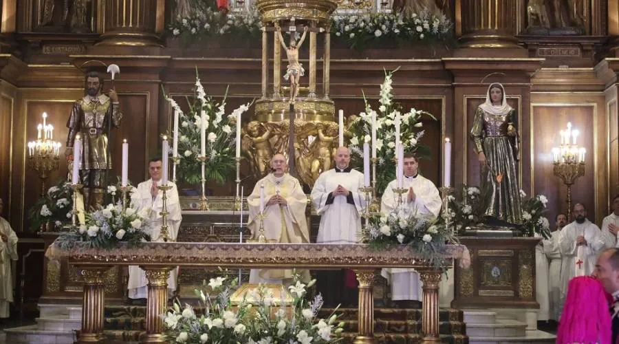 Cardenal Carlos Osoro al presidir la Misa en la Colegiata de San Isidro, el domingo 15 de mayo. Crédito: Archidiócesis de Madrid.?w=200&h=150