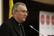 Secretario de Estado Vaticano: Urge encontrar normas éticas para las finanzas