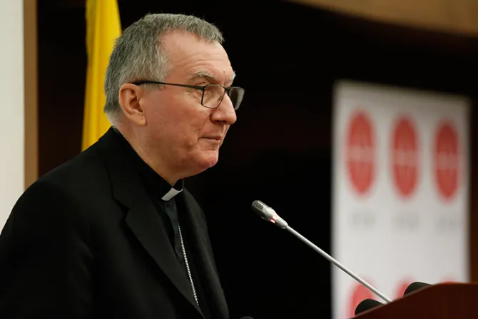 El derecho a la libertad religiosa está siendo atacado, advierte Cardenal Parolin