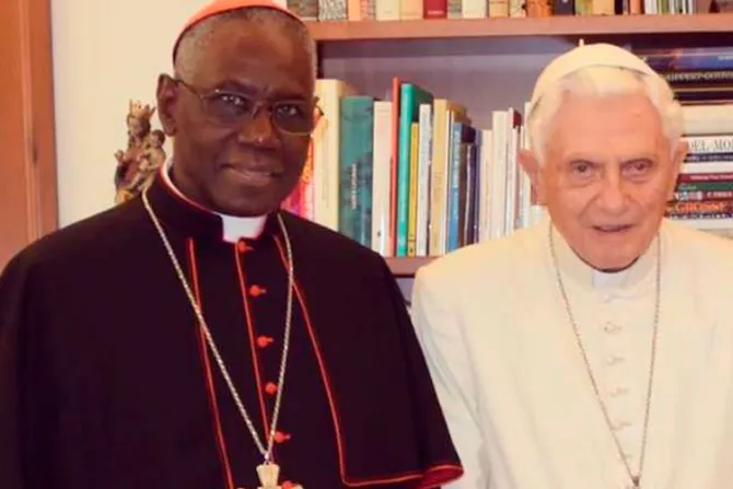 Benedicto XVI y Cardenal Sarah publican libro sobre el celibato sacerdotal