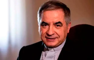 Cardenal Becciu. Cru00e9dito: Daniel Ibu00e1u00f1ez / ACI Prensa 