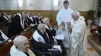 Cardenal Antonio Cañizares durante la celebración de la Misa en la residencia de sacerdotes ancianos y jubilados en Valencia (España). Foto: Agencia Avan. 