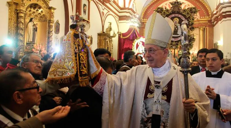 El Cardenal Cipriani en la Misa por la Virgen del Carmen. Crédito: Arzobispado de Lima?w=200&h=150