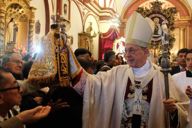 Están atacando más que nunca a la mujer, denuncia Cardenal en día de la Virgen del Carmen
