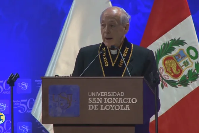 VIDEO: Condecoran a Cardenal Cipriani a 20 años de operación Chavín de Huántar 