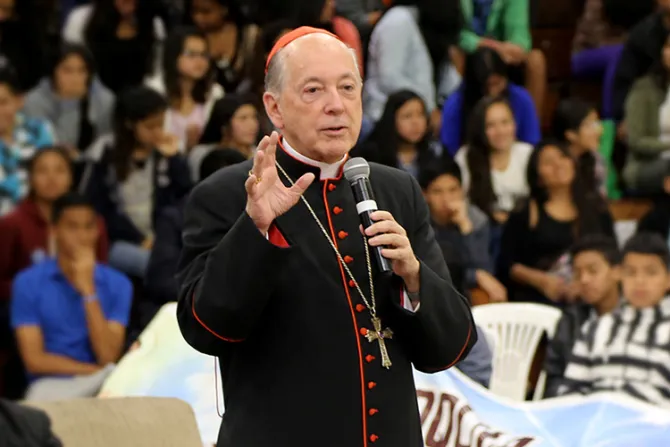 Cardenal Cipriani pide rescatar familia ante despenalización de sexo con adolescentes