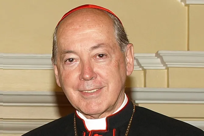 Cardenal Cipriani no tiene cuenta de Twitter, aclara Arzobispado de Lima