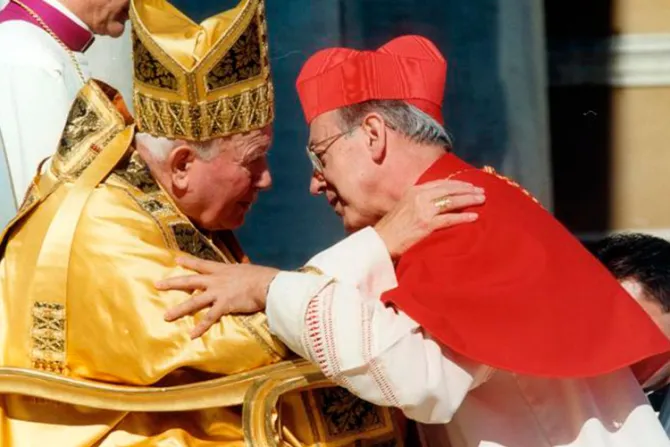VIDEO: Como el Papa, Arzobispo de Lima cumple 15 años de cardenal