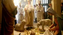Cardenal Cipriani inciensa Nacimiento en la Catedral de Lima. Foto: Arzobispado de Lima.