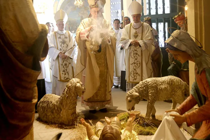 Cardenal Cipriani alienta a buscar al “Niño Jesús alegre” en nuestros corazones