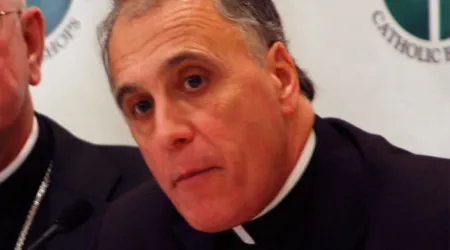 Acusan a presidente de Obispos de Estados Unidos de mal manejo en caso de coerción sexual