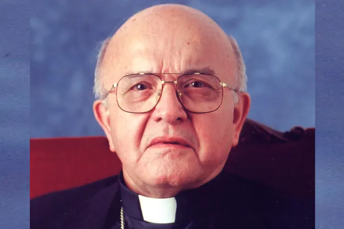 Fallece Cardenal que participó en redacción del Catecismo de la Iglesia Católica