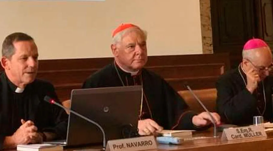 El Cardenal Gerhard Müller durante la presentación de su libro / Foto: Angela Ambrogetti (ACI Stampa)