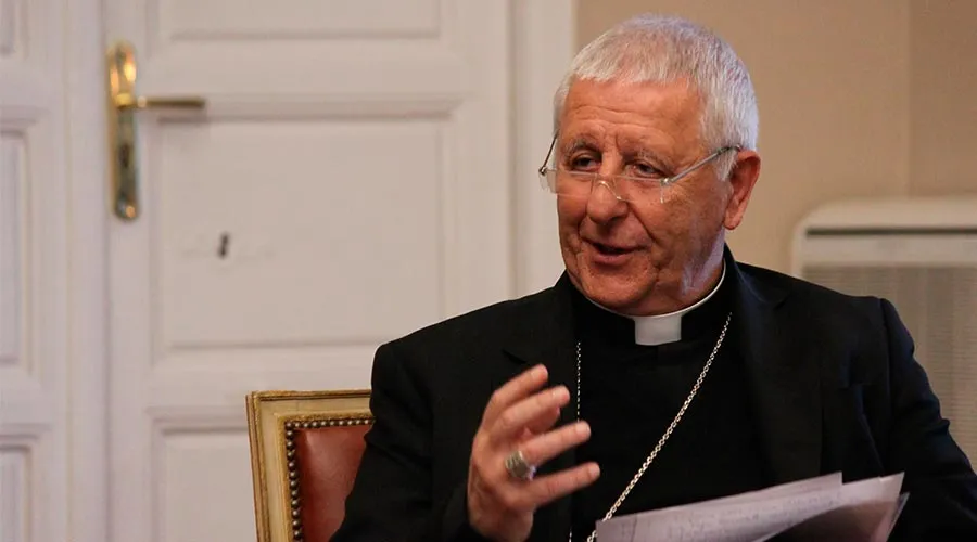 Cardenal propone 5 claves para la educación católica