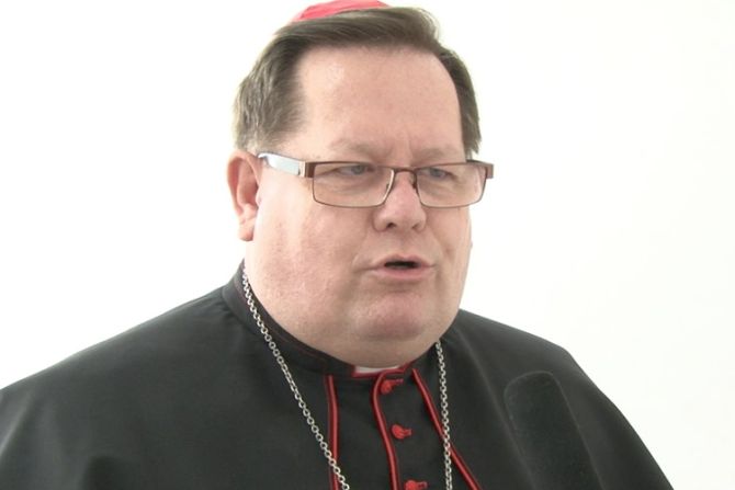 “Paternidad planificada” de Planned Parenthood es asesinato planificado, denuncia Cardenal