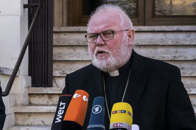 Polémico grupo laico y no el Vaticano revisará plan del proceso sinodal en Alemania