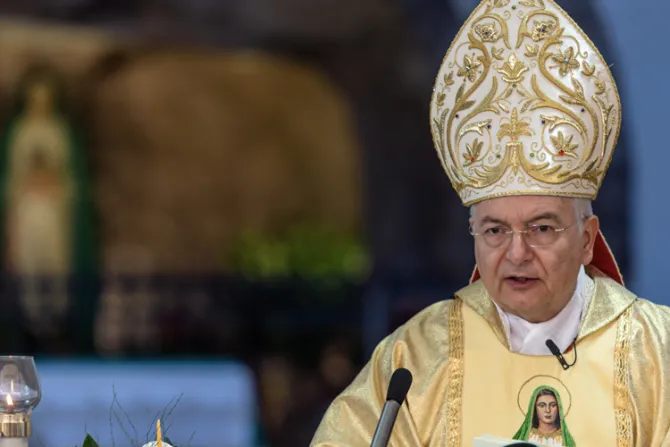 Cardenal Piacenza celebra los 70 años de la proclamación del dogma de la Asunción de María