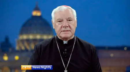Cardenal Müller: Falta de sacerdotes no puede superarse ordenando hombres casados