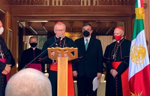El Cardenal Pietro Parolin con Marcelo Ebrard y otros obispos en la Nunciatura Apostu00f3lica en Mu00e9xico. Cru00e9dito: Ana Paula Morales / ACI Prensa 