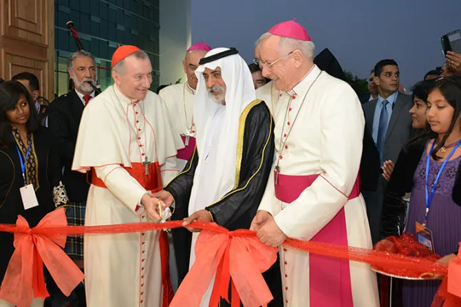 Nueva iglesia en Emiratos Árabes Unidos renueva esperanza de cristianos