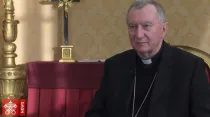 El Cardenal Parolin durante la entrevista. Foto: Captura de Youtube / Vatican News