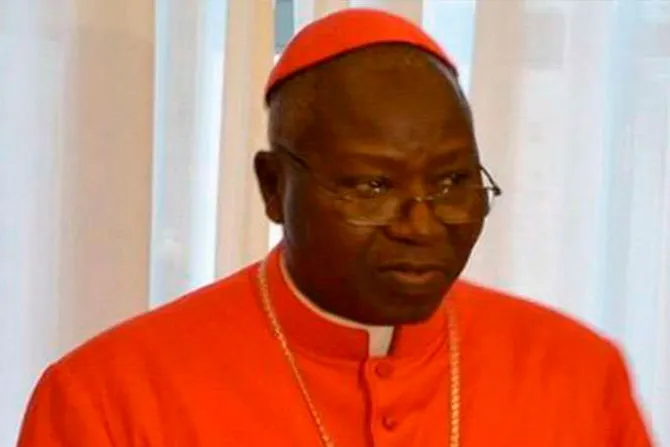 Cardenal de Burkina Faso es el primer cardenal africano con coronavirus