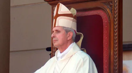 250 sacerdotes respaldan a Cardenal Poli ante acusaciones de corrupción
