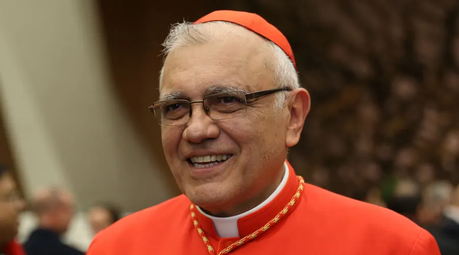 Iglesia en Venezuela puede facilitar diálogo entre gobierno y oposición, dice Cardenal