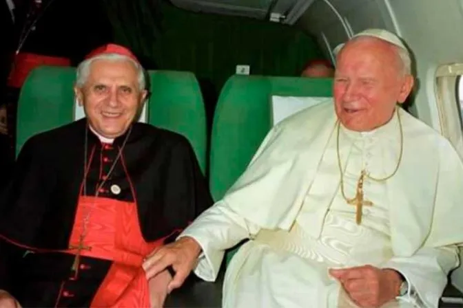 Benedicto XVI escribe carta por 100 años del nacimiento de San Juan Pablo II