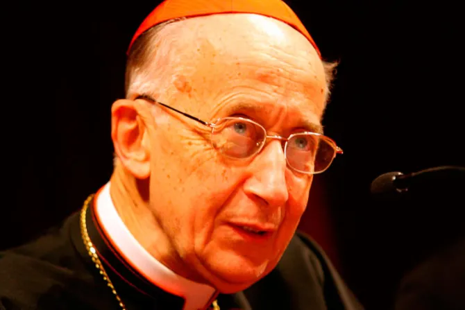 Cardenal Ruini: Equiparar unión gay a matrimonio es gravísimo para la humanidad