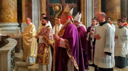 “En la Iglesia no sirven los que se ponen en un pedestal”, expresó Cardenal Sandri