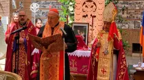 El Cardenal Sandri en la Divina Liturgia por el 106 aniversario del genocidio armenio. Crédito: Vatican News