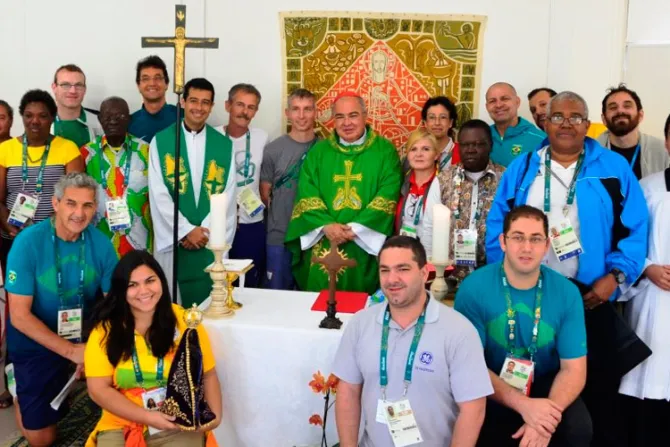 FOTOS: Cardenal preside Misa para deportistas en villa olímpica Río 2016