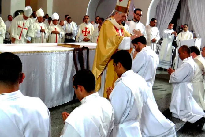 Cardenal da a nuevos sacerdotes consejos para que sean “hombres de Dios”