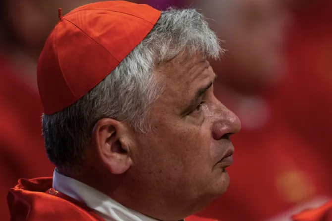 Cardenal enviado por el Papa celebra el Triduo Pascual en Ucrania 