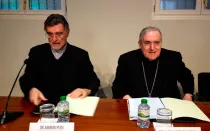 Armand Puig y el Cardenal Lluís Martínez Sistach (Foto Europa Press)