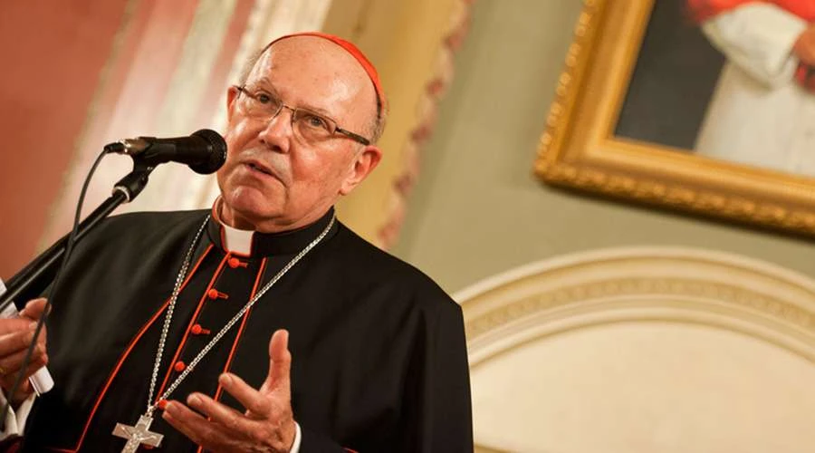 Cardenal William Levada. Crédito: Flickr Mazur-Catholicnews.Org.Uk (CC-BY-NC-SA-2.0)?w=200&h=150