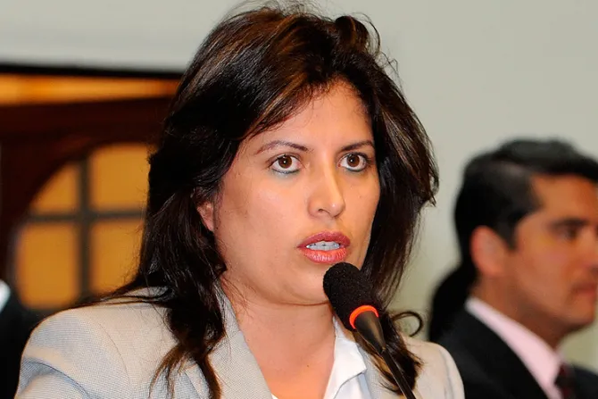 Perú: Propuesta de ministra para salud de niños y adolescentes incluiría aborto