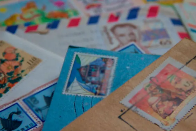 Correo postal de Filipinas alienta a jóvenes del país a escribir cartas al Papa Francisco