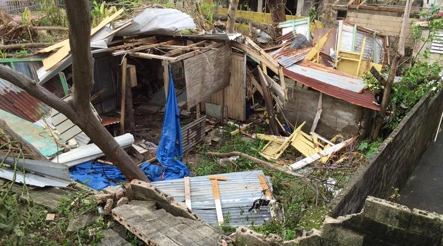 Una de las miles de casas dañadas por el huracán María en Puerto Rico / Foto: Facebook Cáritas Puerto Rico?w=200&h=150