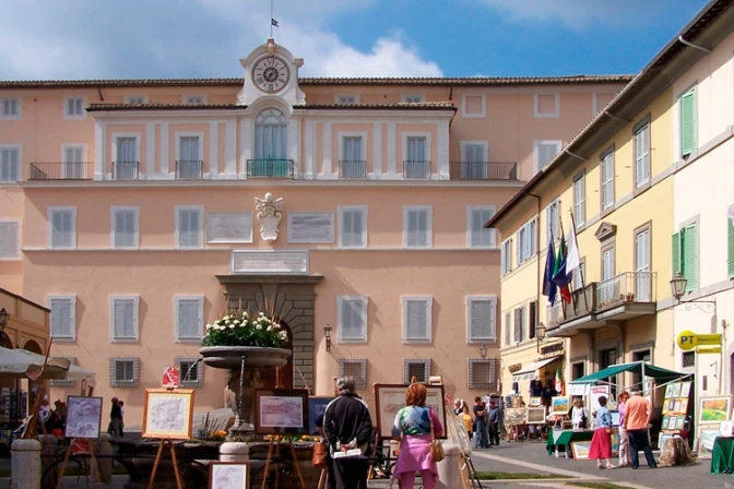 Abrirían al público la granja pontificia de Castel Gandolfo en 2015