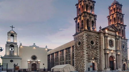 Obispos de Mu00e9xico condenan violenta irrupciu00f3n policial en Catedral