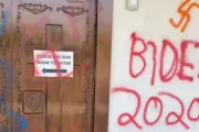 Vandalizan catedral y pintan mensajes a favor de Joe Biden y “Black Lives Matter” [VIDEO]