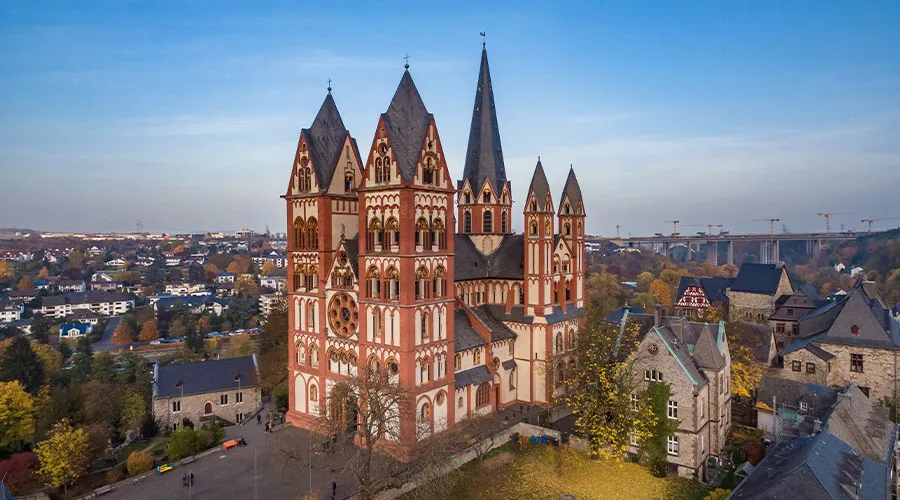 La Catedral Católica de Limburgo en Hesse, Alemania / Crédito: Phantom3Pix - Wikimedia Commons (CC BY-SA 4.0).