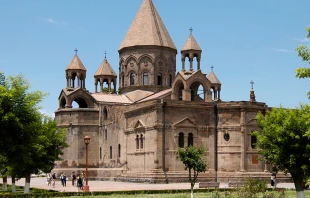 Catedral de Ejmiatsin / Wikipedia (Dominio Pu00fablico)  