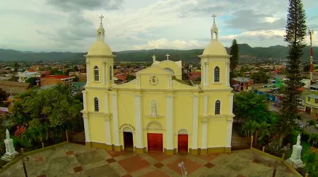 Denuncian que dictadura retiene más de medio millón de dólares donados a la Iglesia en Nicaragua