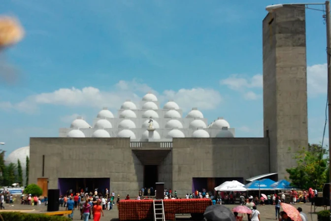 Arquidiócesis anuncia restricciones para ingreso a catedral debido a coronavirus