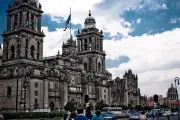 Arquidiócesis de México desmiente muerte de sacerdote apuñalado en la Catedral
